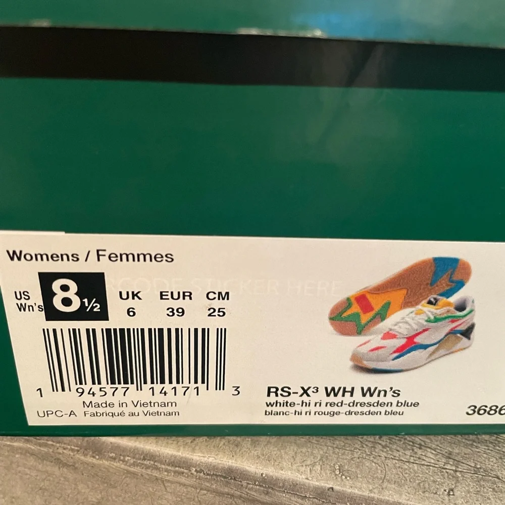 Puma excellent vibrant